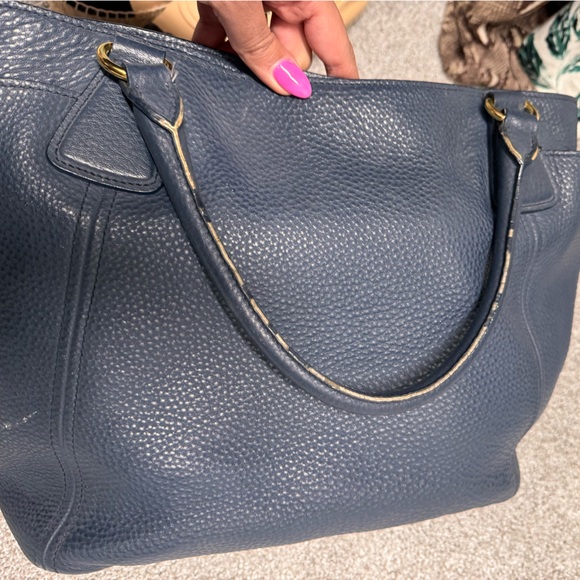 Prada bag - Picture 3 of 6